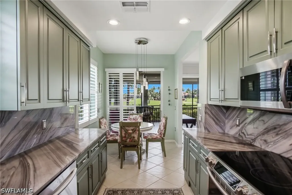 3960 Deer Crossing Court Naples FL 34114