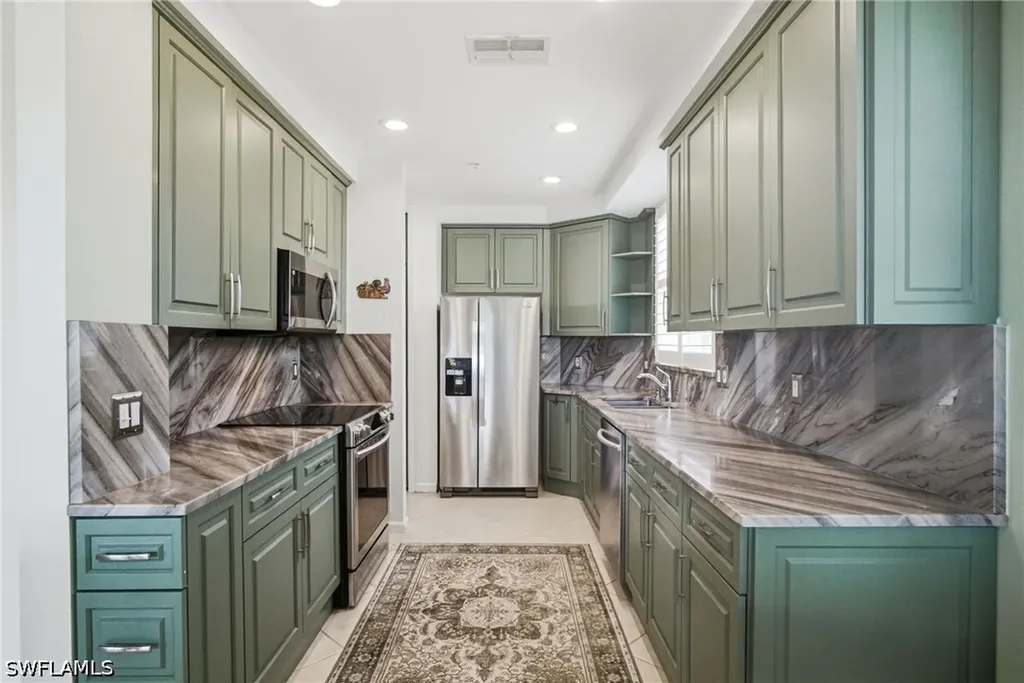 3960 Deer Crossing Court Naples FL 34114