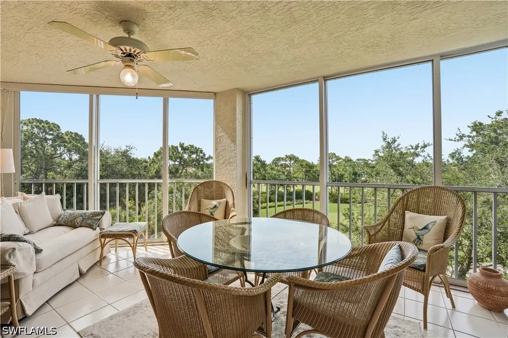Bonita Springs FL, 26880 Wedgewood Drive, Unit 402
