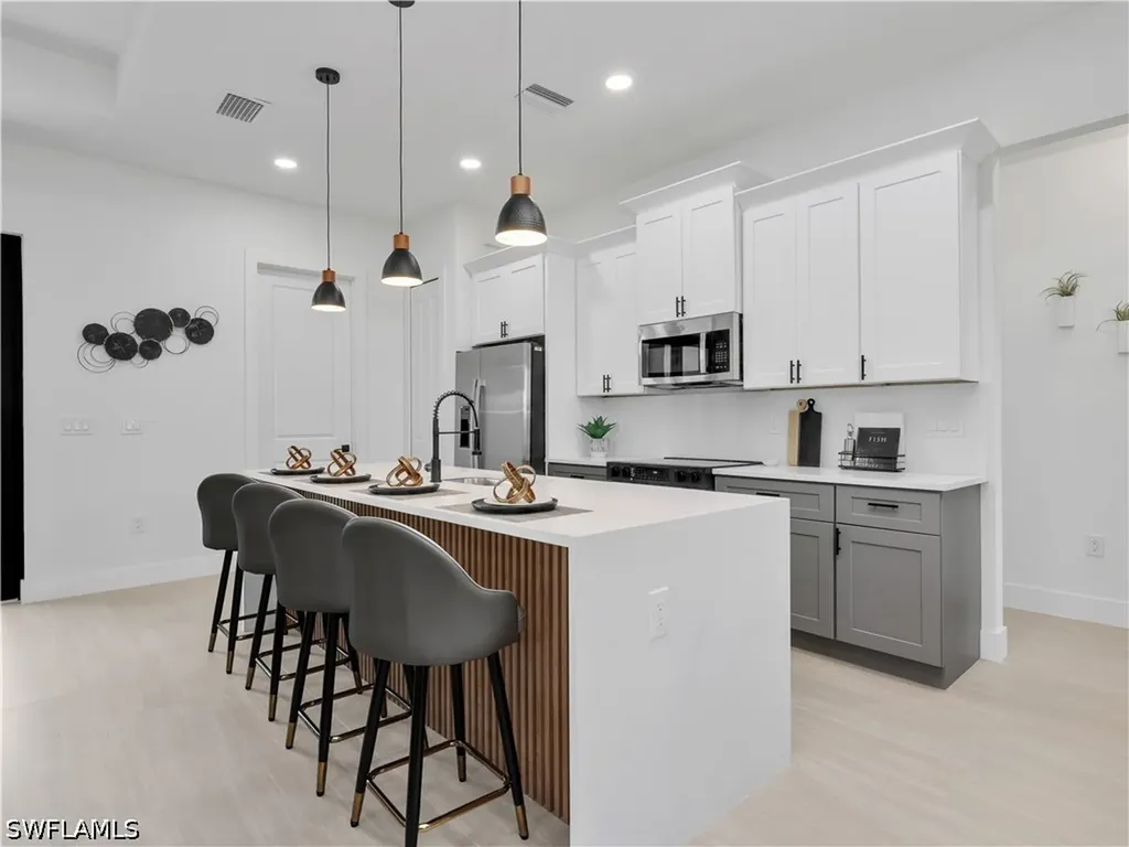 1505 NW 17th Street Cape Coral FL 33993