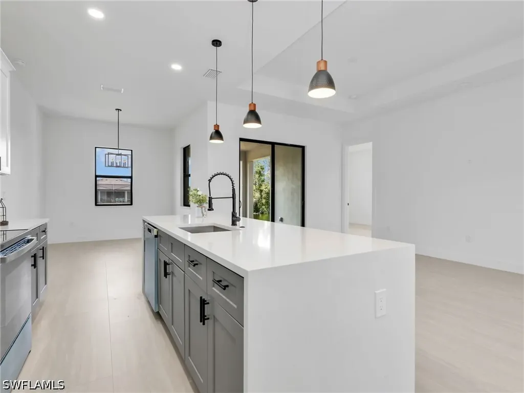 1505 NW 17th Street Cape Coral FL 33993