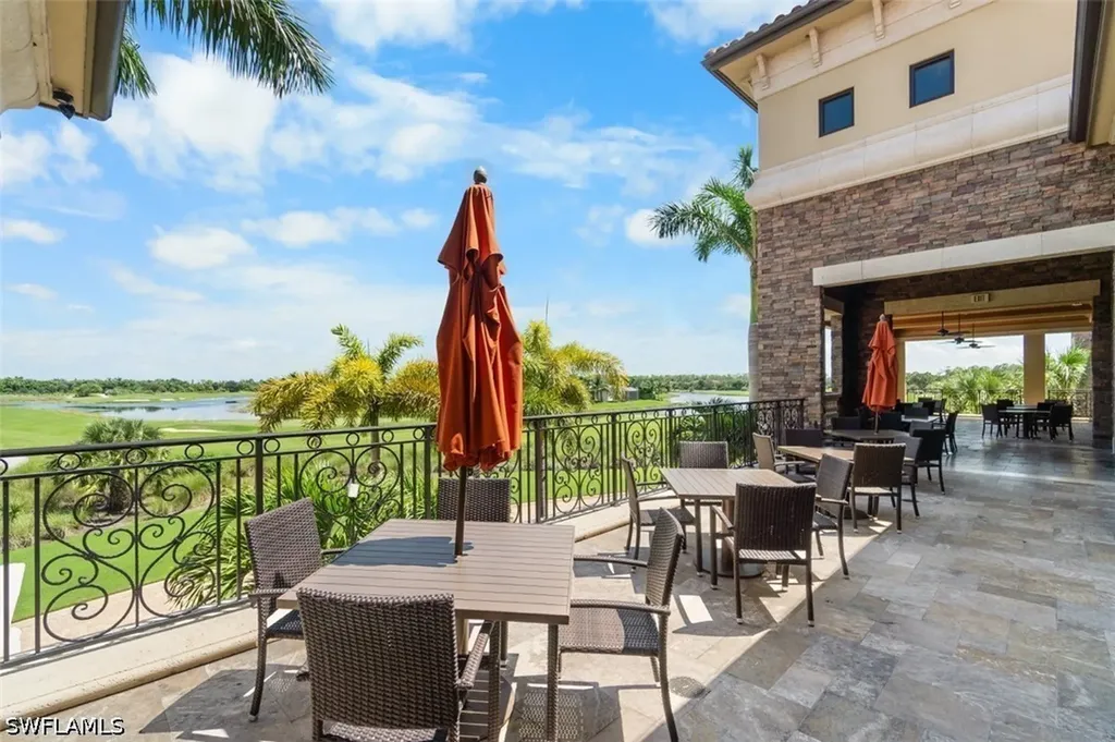 9715 Acqua Court Naples FL 34113