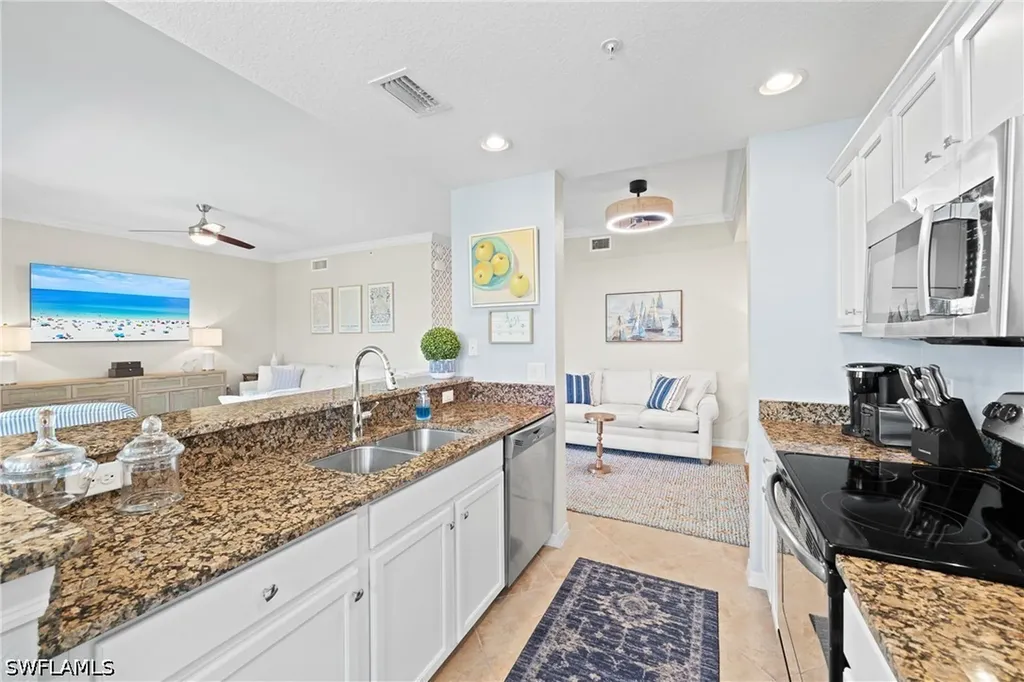9715 Acqua Court Naples FL 34113