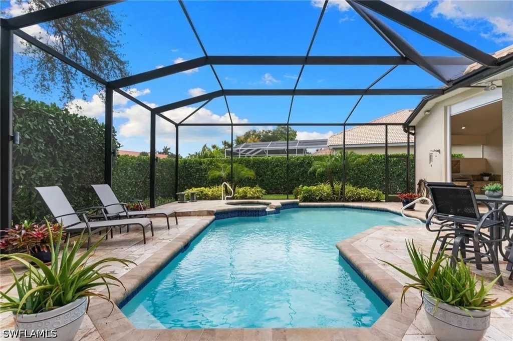 2024 Timarron Way Naples FL 34109