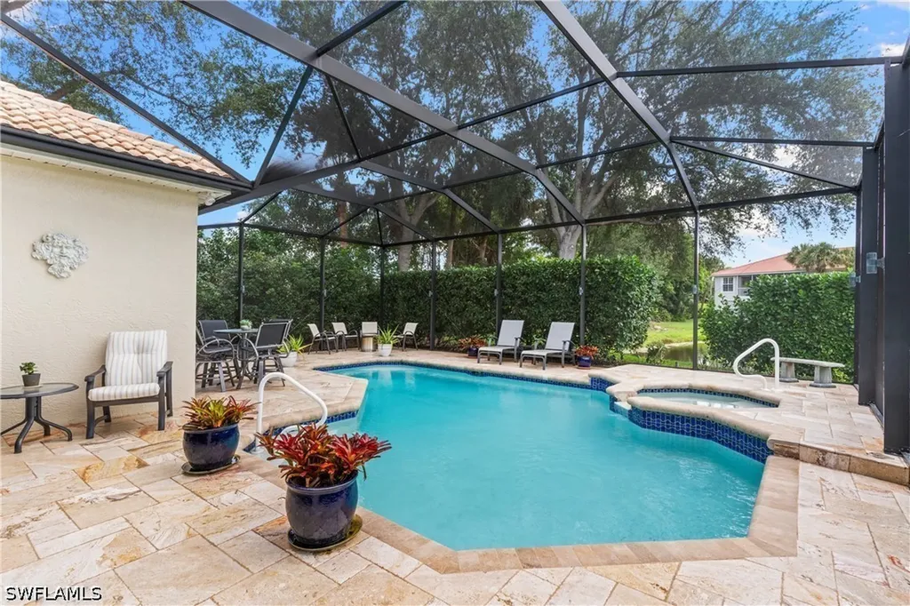 2024 Timarron Way Naples FL 34109