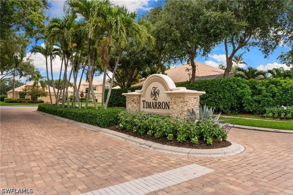 2024 Timarron Way Naples FL 34109