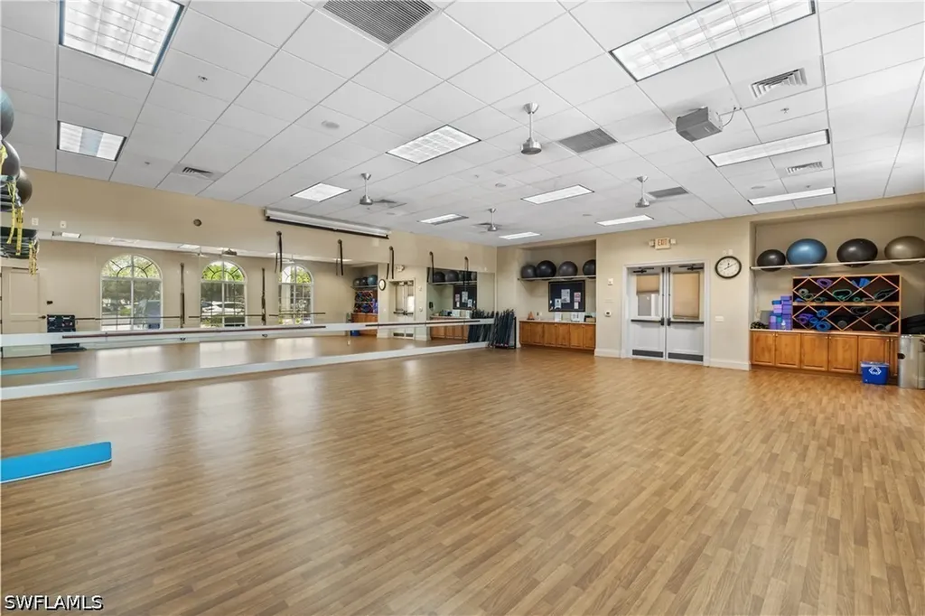 2024 Timarron Way Naples FL 34109