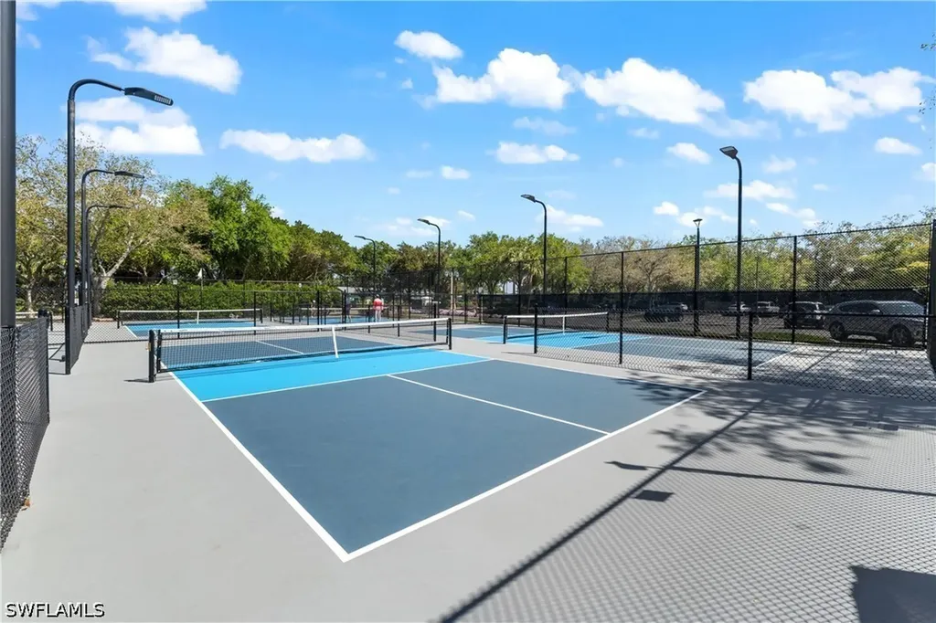 2024 Timarron Way Naples FL 34109