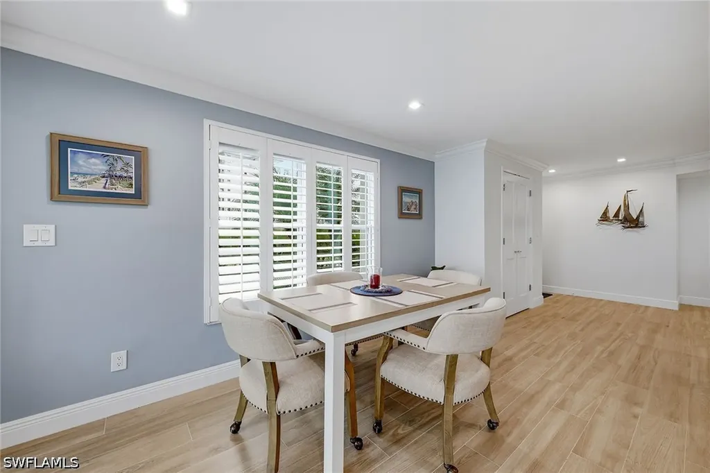2875 Gulf Shore Boulevard N Naples FL 34103