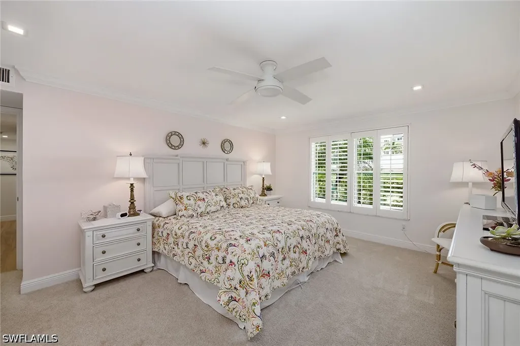 2875 Gulf Shore Boulevard N Naples FL 34103