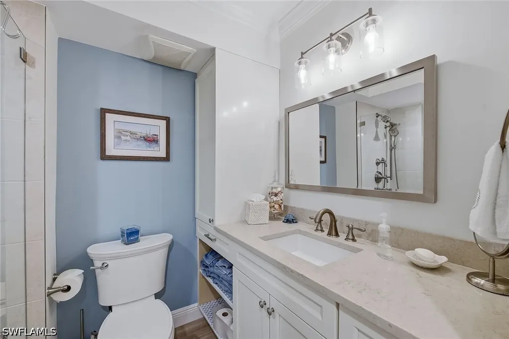 2875 Gulf Shore Boulevard N Naples FL 34103