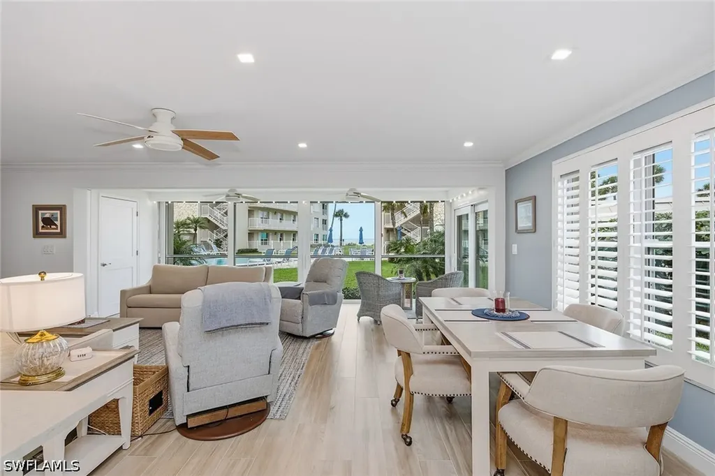 2875 Gulf Shore Boulevard N Naples FL 34103