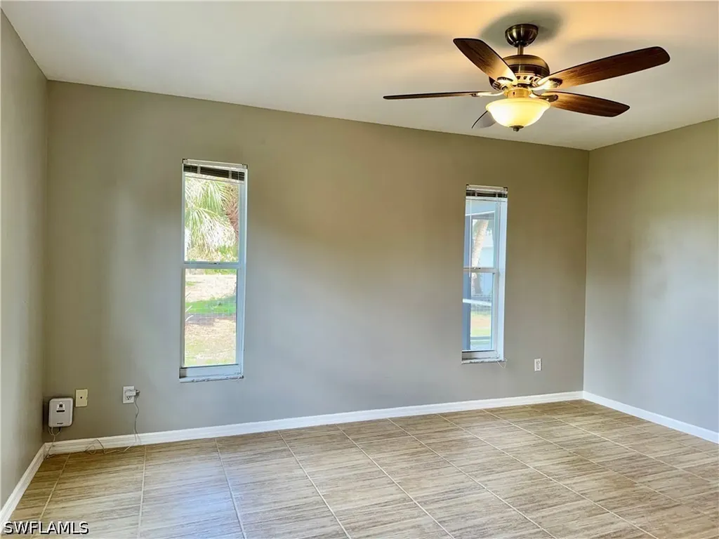 6016 Lindbrook Avenue Fort Myers FL 33905