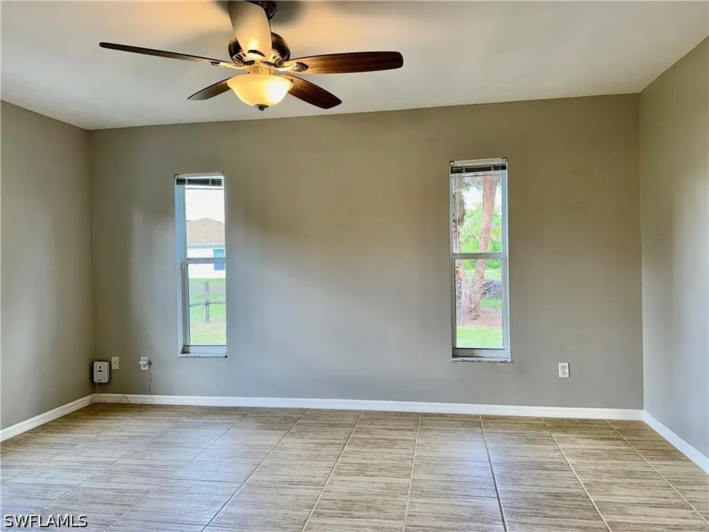 6016 Lindbrook Avenue Fort Myers FL 33905