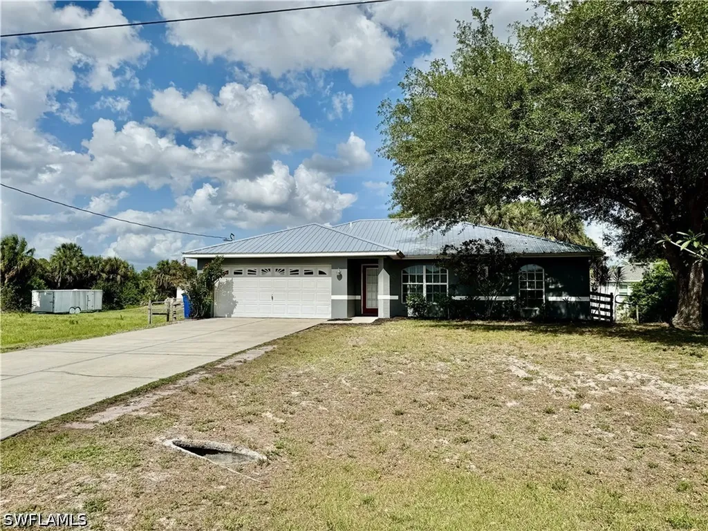 6016 Lindbrook Avenue Fort Myers FL 33905