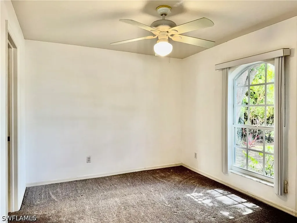 6016 Lindbrook Avenue Fort Myers FL 33905
