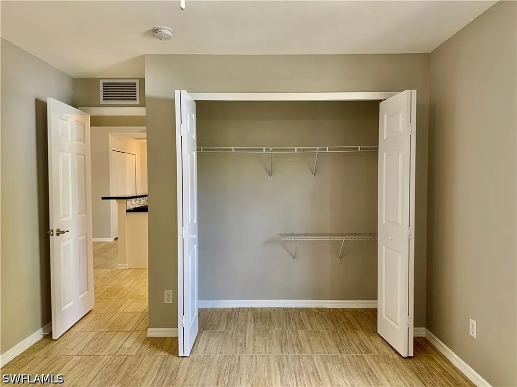 6016 Lindbrook Avenue Fort Myers FL 33905