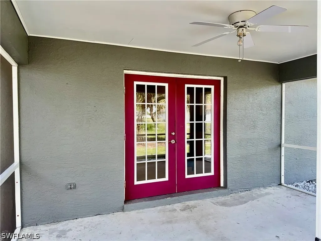 6016 Lindbrook Avenue Fort Myers FL 33905