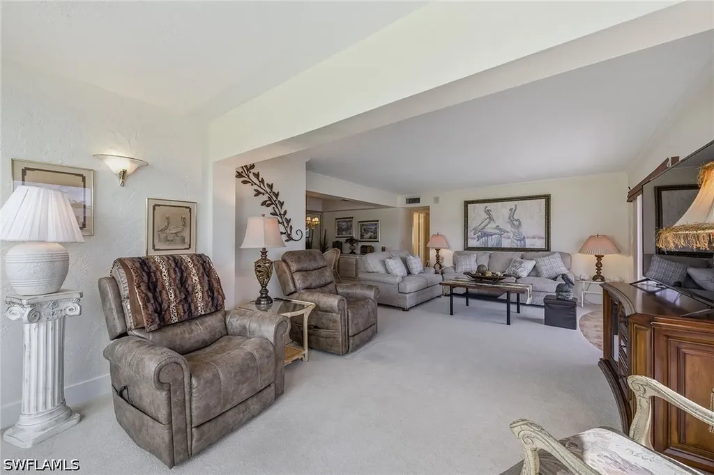 3000 Gulf Shore Boulevard N Naples FL 34103
