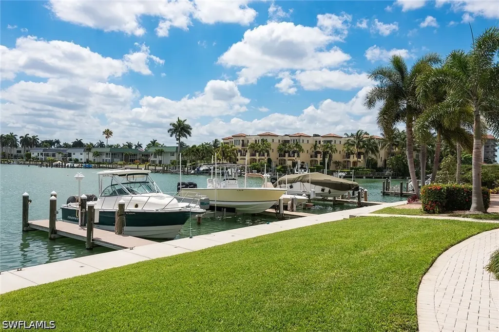 3000 Gulf Shore Boulevard N Naples FL 34103