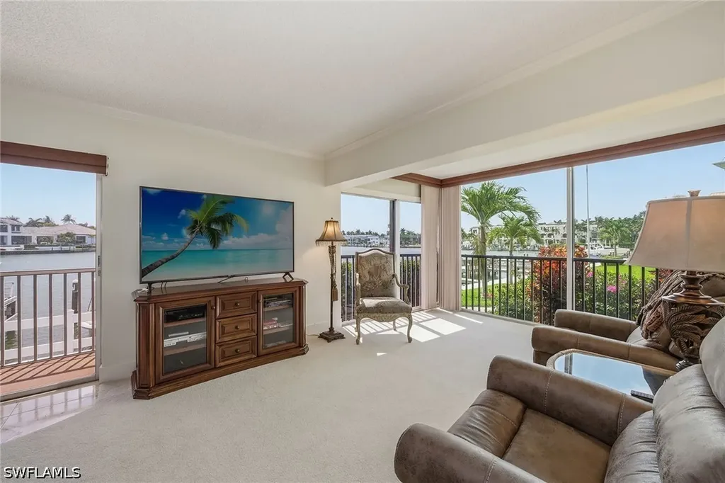3000 Gulf Shore Boulevard N Naples FL 34103