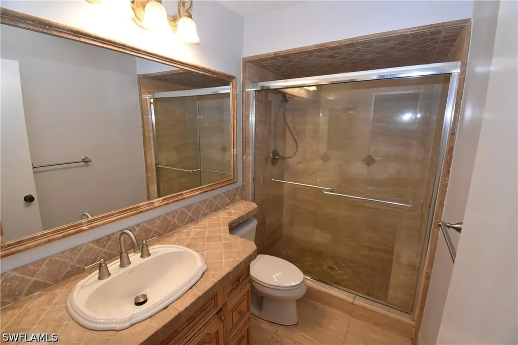 712 102nd Avenue N Naples FL 34108