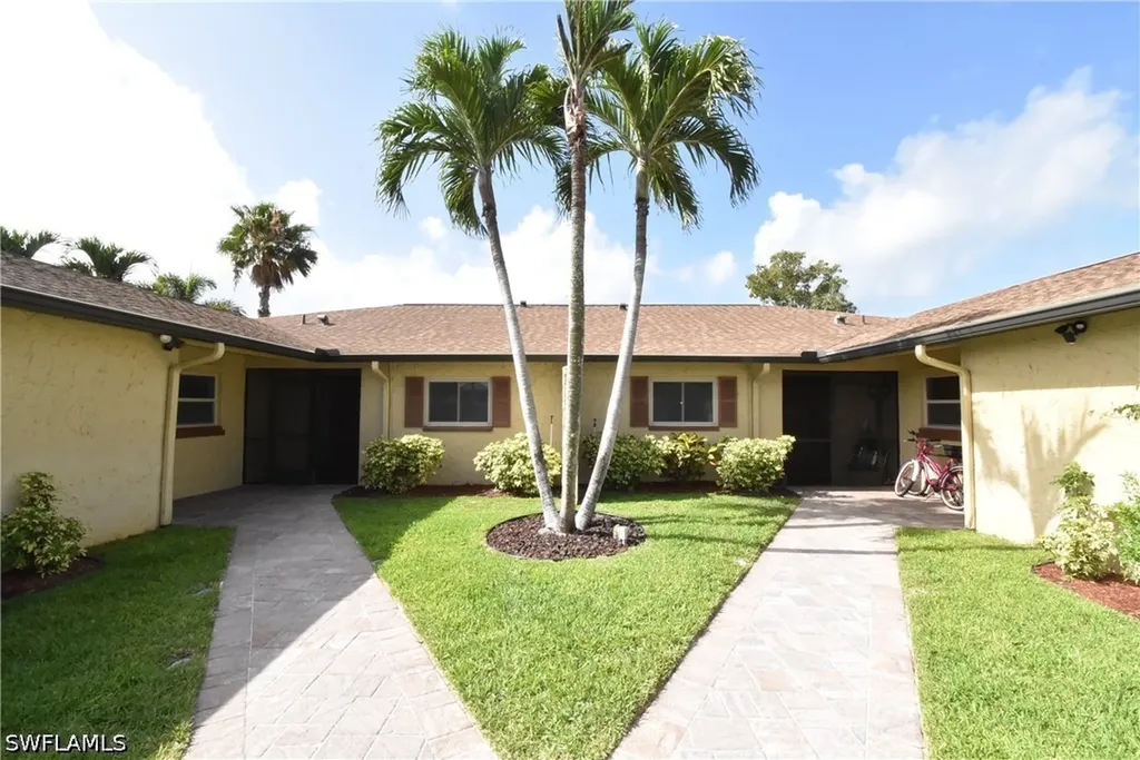 712 102nd Avenue N Naples FL 34108
