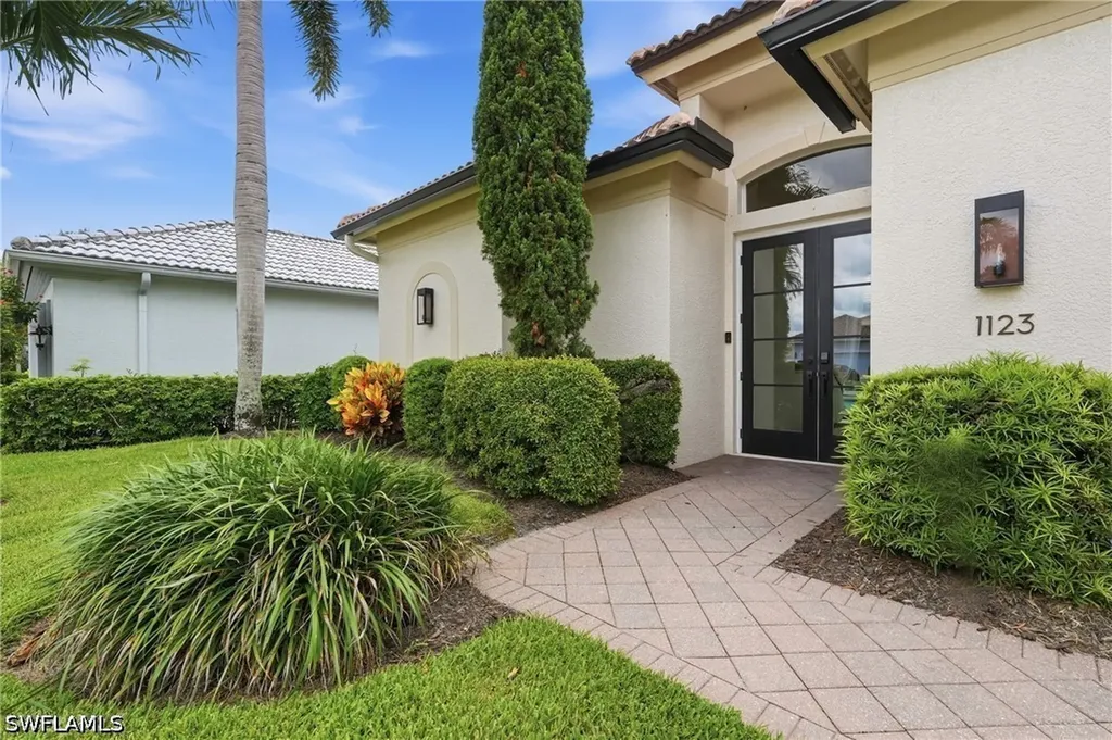 1123 Augusta Falls Way Naples FL 34119