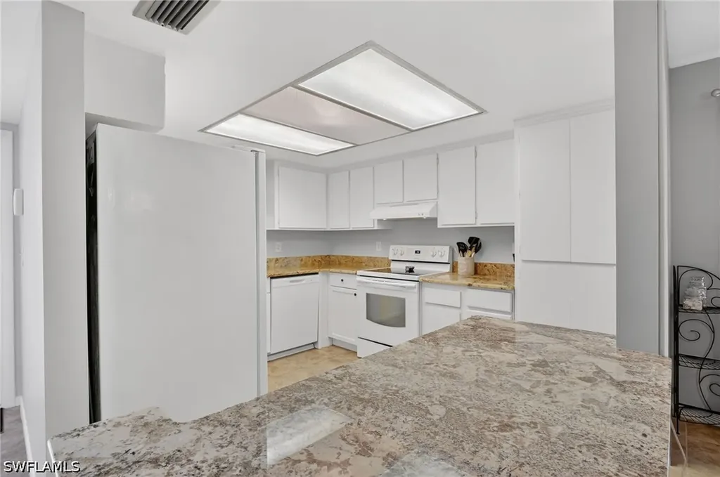 75 Saint Andrews Boulevard Naples FL 34113