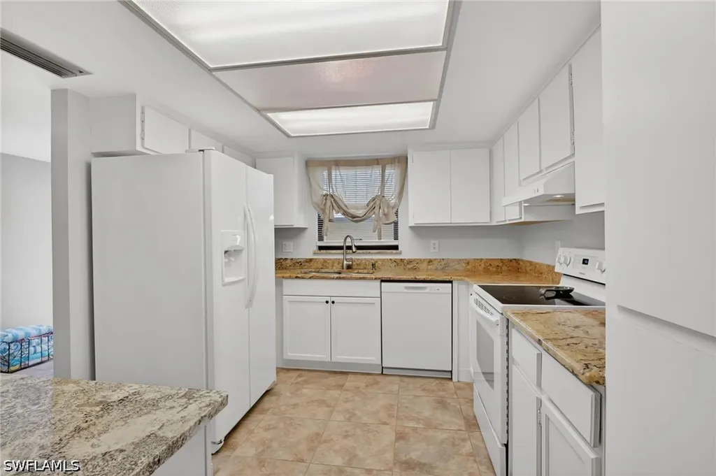 75 Saint Andrews Boulevard Naples FL 34113