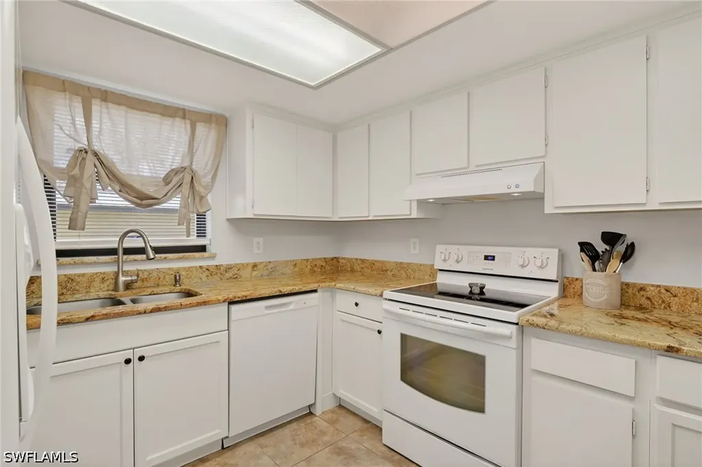 75 Saint Andrews Boulevard Naples FL 34113