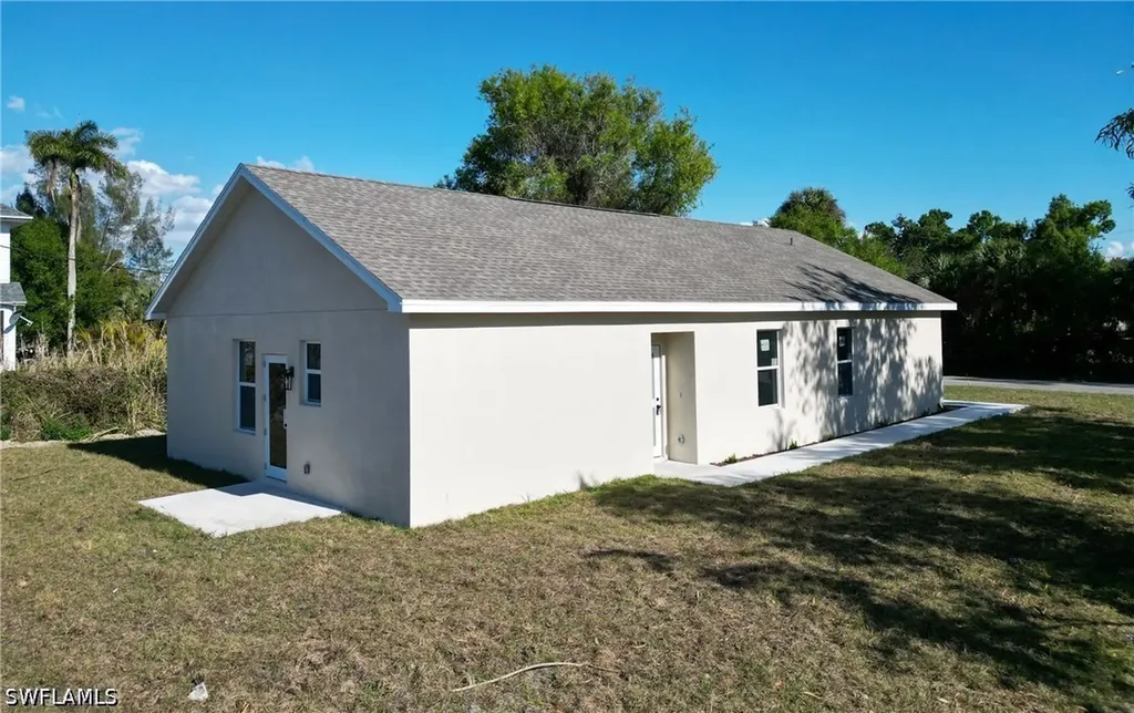 2173 Mitchell Court Fort Myers FL 33916