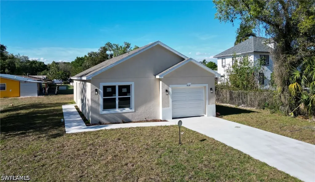 2173 Mitchell Court Fort Myers FL 33916