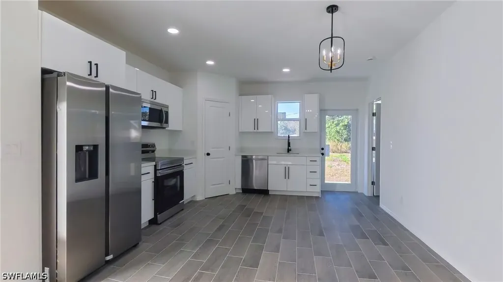 2173 Mitchell Court Fort Myers FL 33916