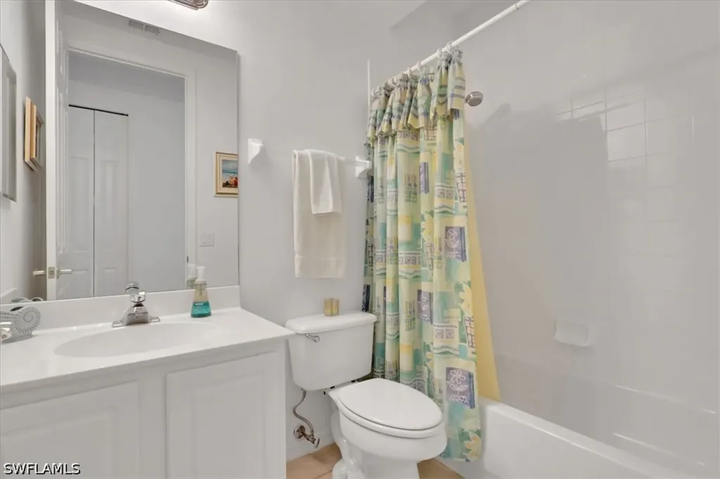890 Eastham Way Naples FL 34104