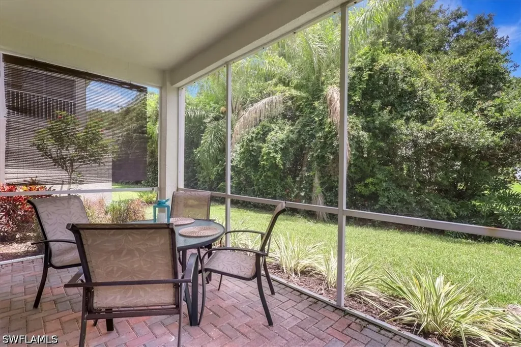 890 Eastham Way Naples FL 34104