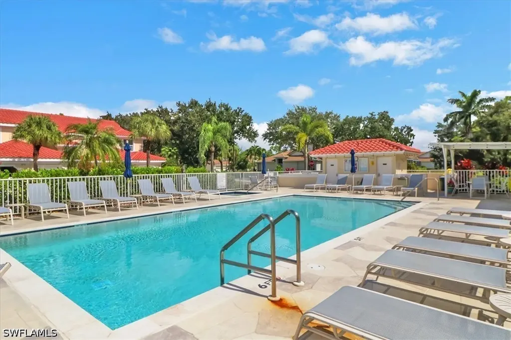 890 Eastham Way Naples FL 34104