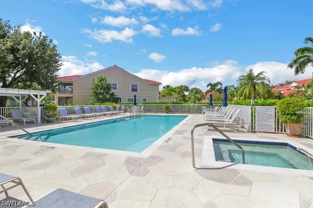 890 Eastham Way Naples FL 34104