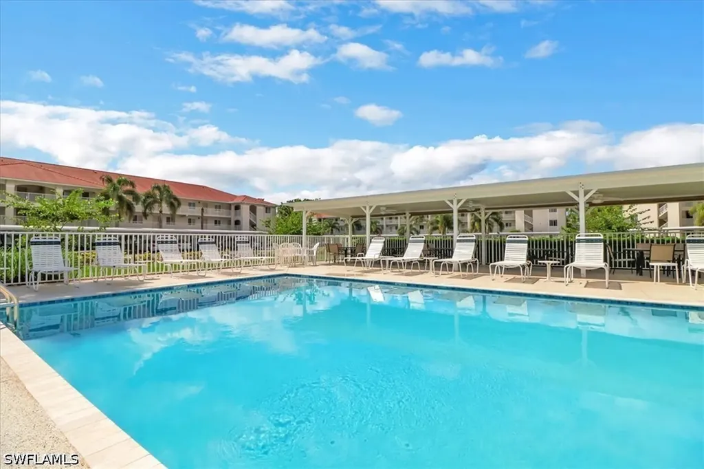 890 Eastham Way Naples FL 34104