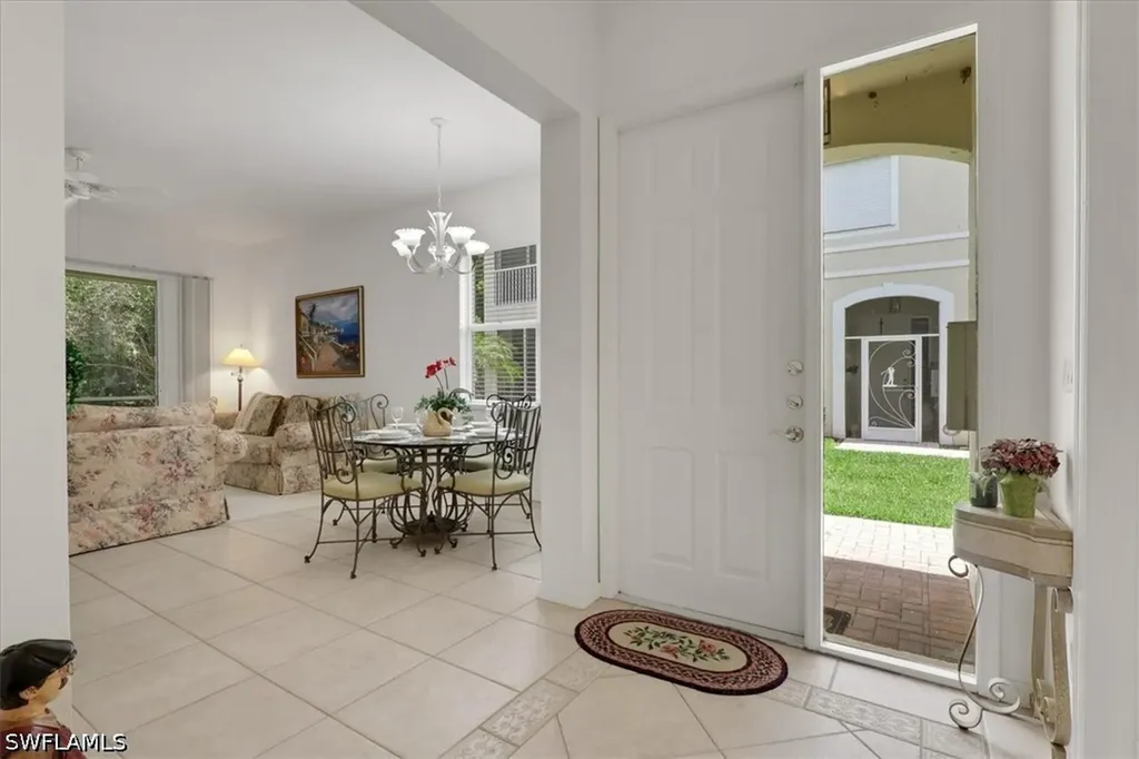 890 Eastham Way Naples FL 34104