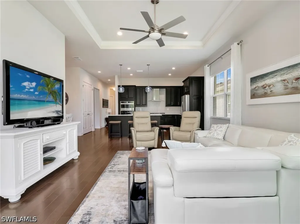 9225 Cayman Drive Naples FL 34114