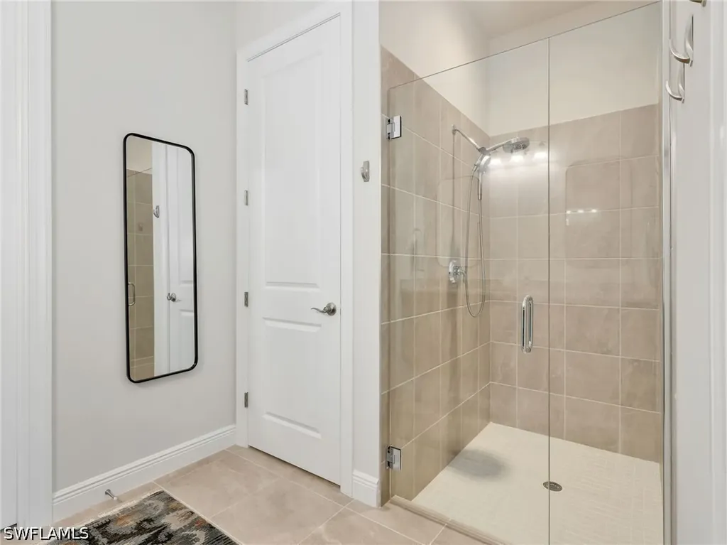 9225 Cayman Drive Naples FL 34114
