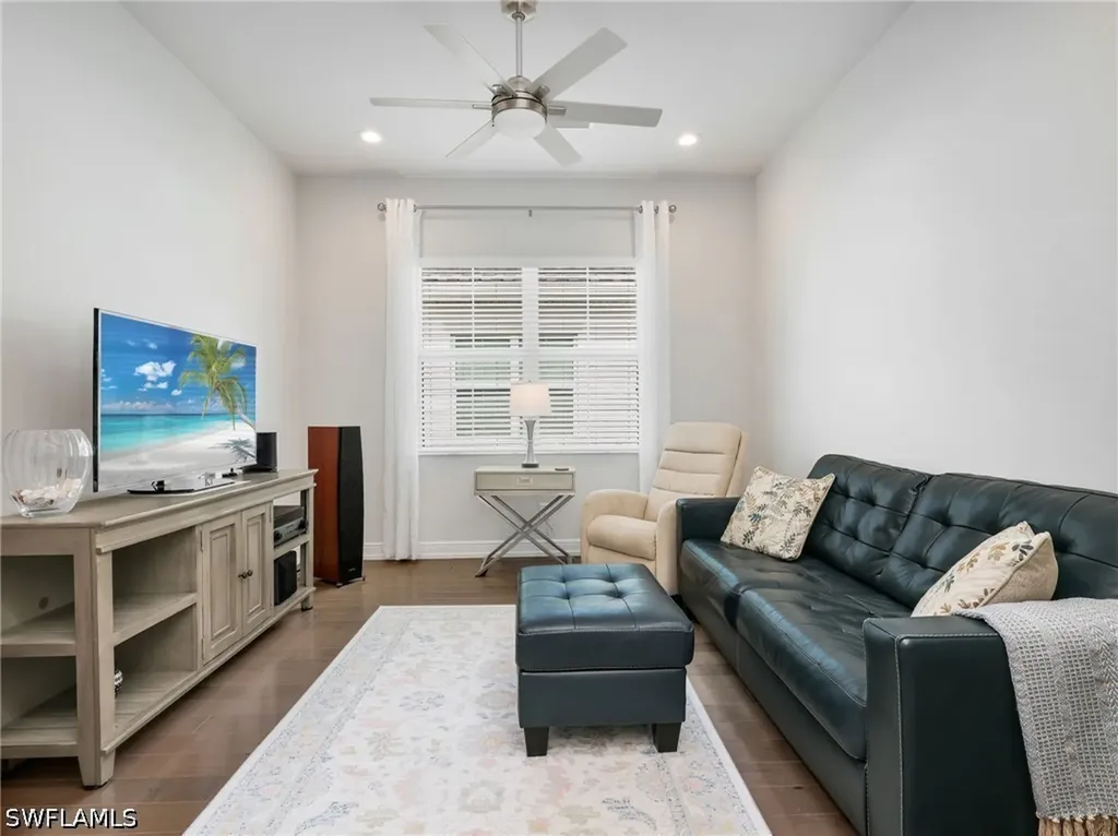 9225 Cayman Drive Naples FL 34114