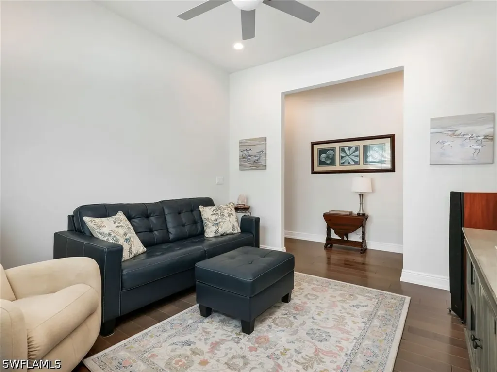 9225 Cayman Drive Naples FL 34114