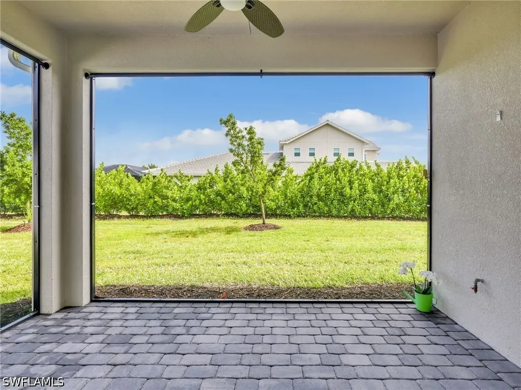 9225 Cayman Drive Naples FL 34114