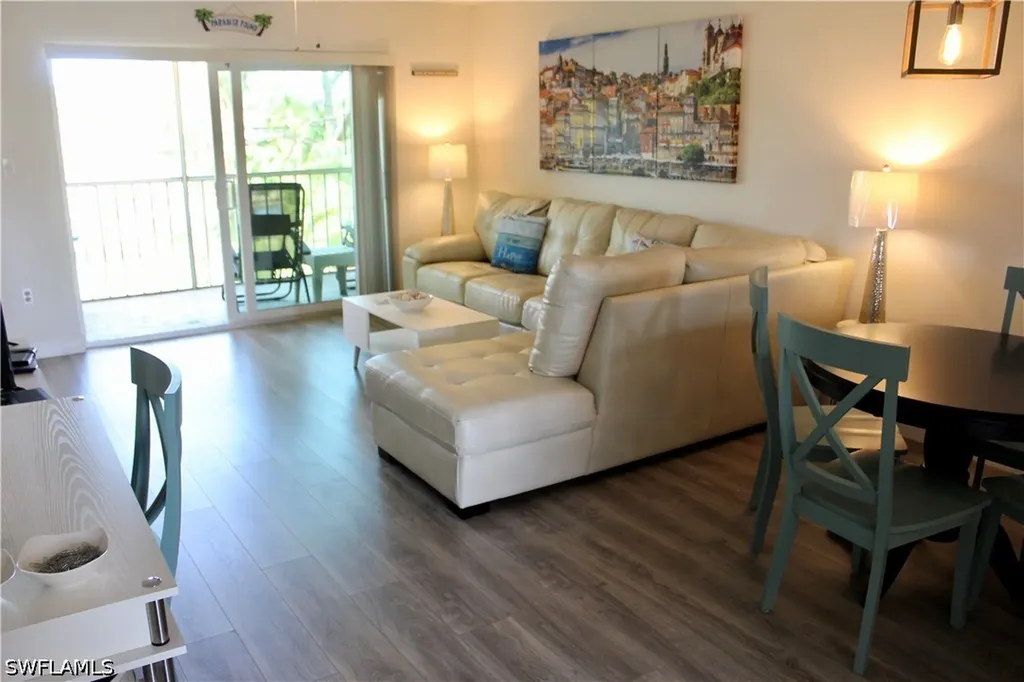 400 Forest Lakes Boulevard Naples FL 34105