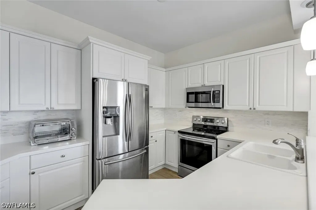 400 Flagship Drive Naples FL 34108