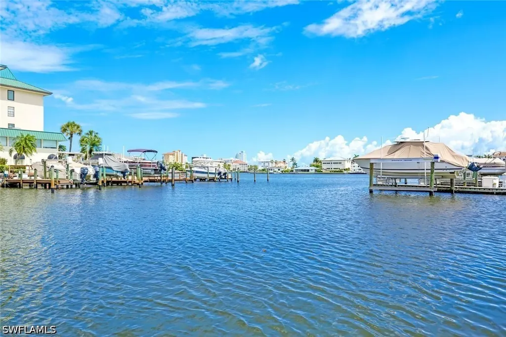 400 Flagship Drive Naples FL 34108