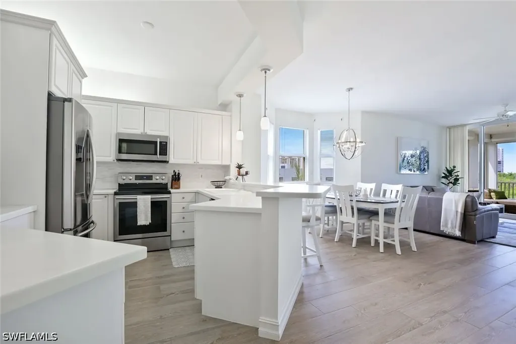 400 Flagship Drive Naples FL 34108