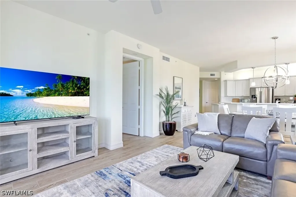 400 Flagship Drive Naples FL 34108